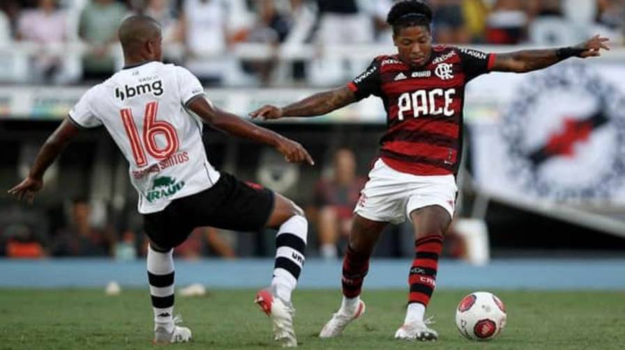 Vasco da Gama vs Flamengo football match